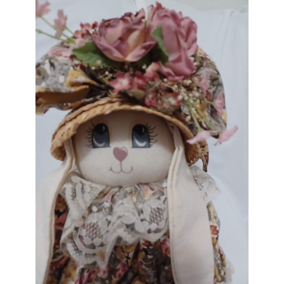 Vintage French Country Easter Bunny Shelf Sitter Susannah Sweetbonnet 17" - Picture 3 of 6